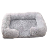 Plush Round Pet Bed for Dogs and Cats Warm Cozy Comfort